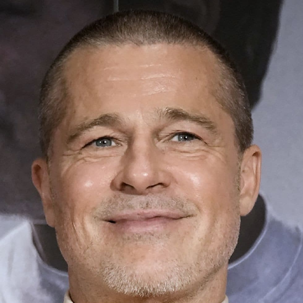 Foto de frente de Brad Pitt