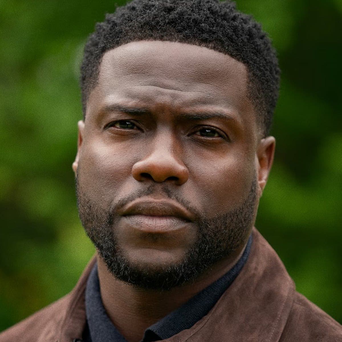 Foto de frente de Kevin Hart