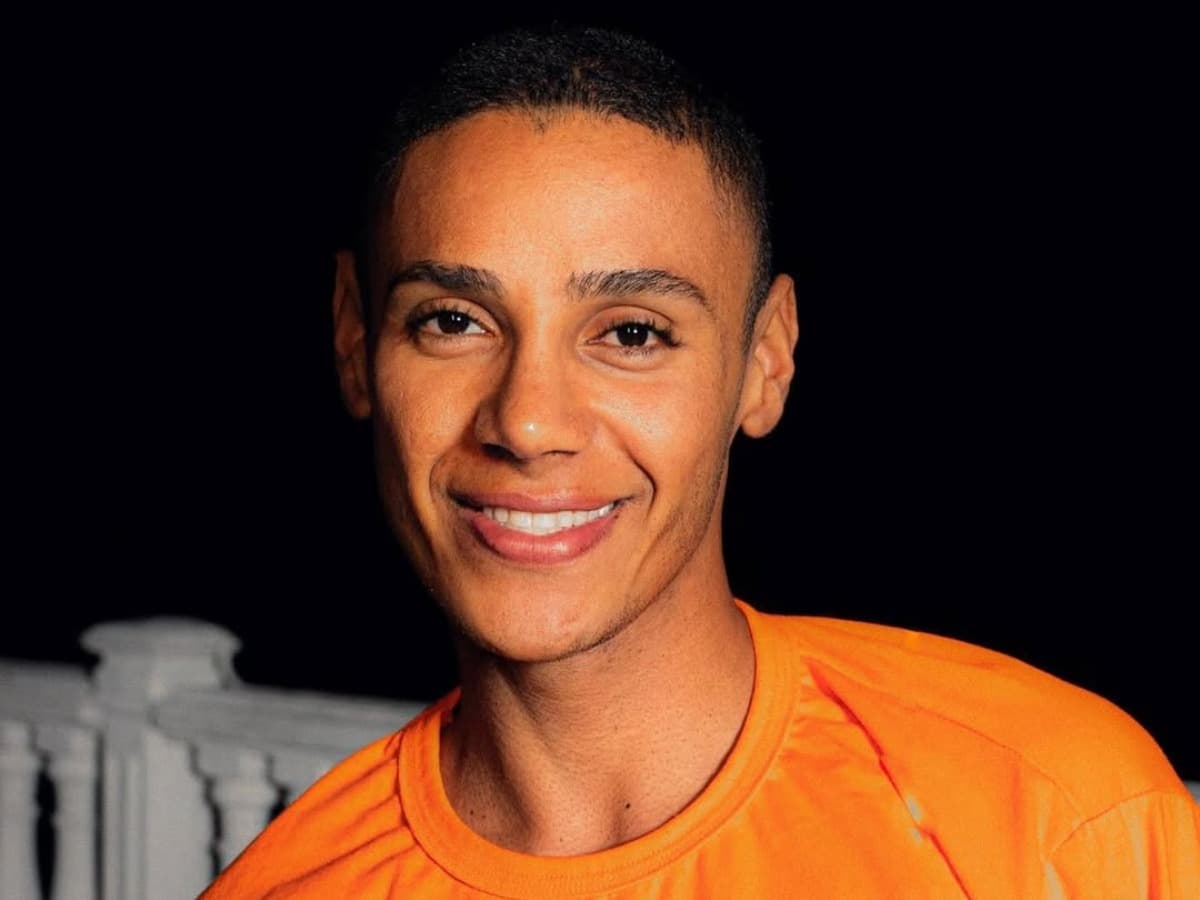 Foto de frente de Ney Lima
