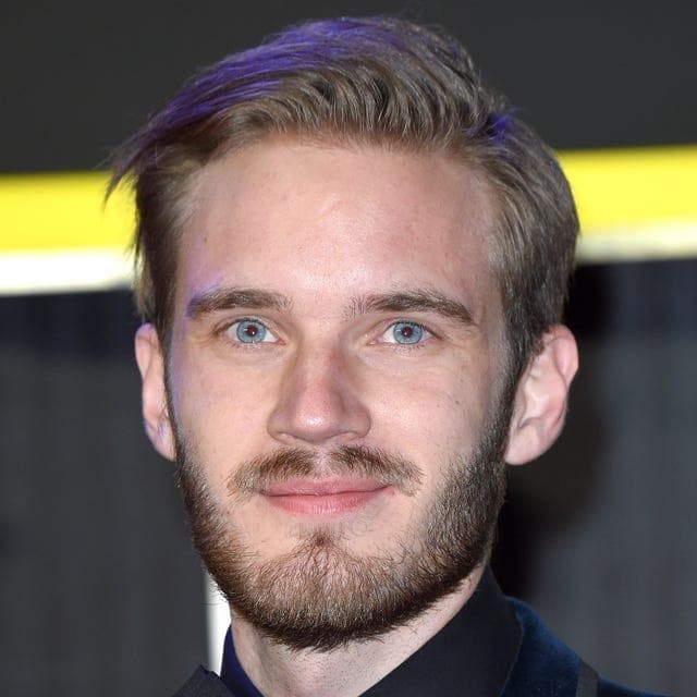 Foto de frente de PewDiePie