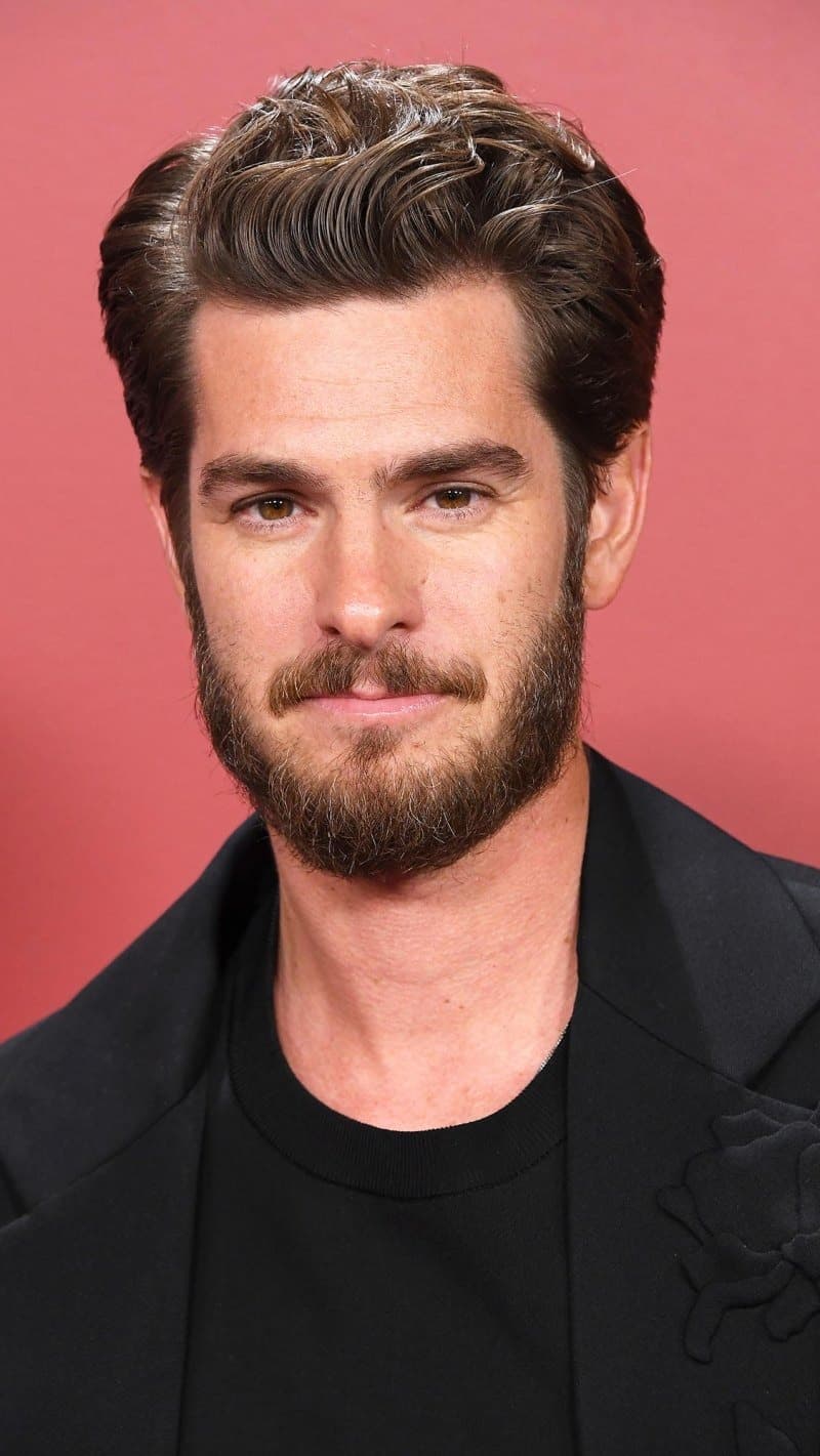 Foto de frente de Andrew Garfield