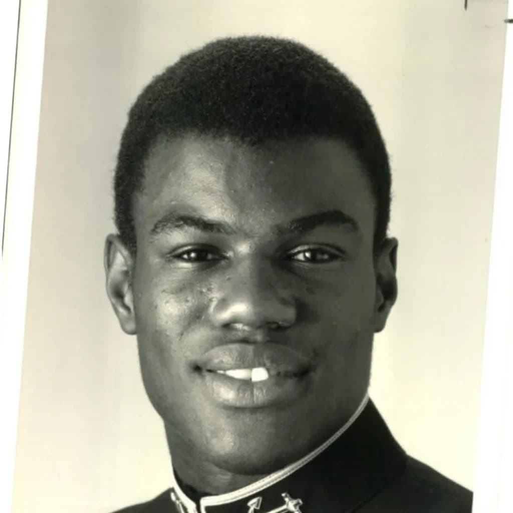 Foto de frente de David Robinson