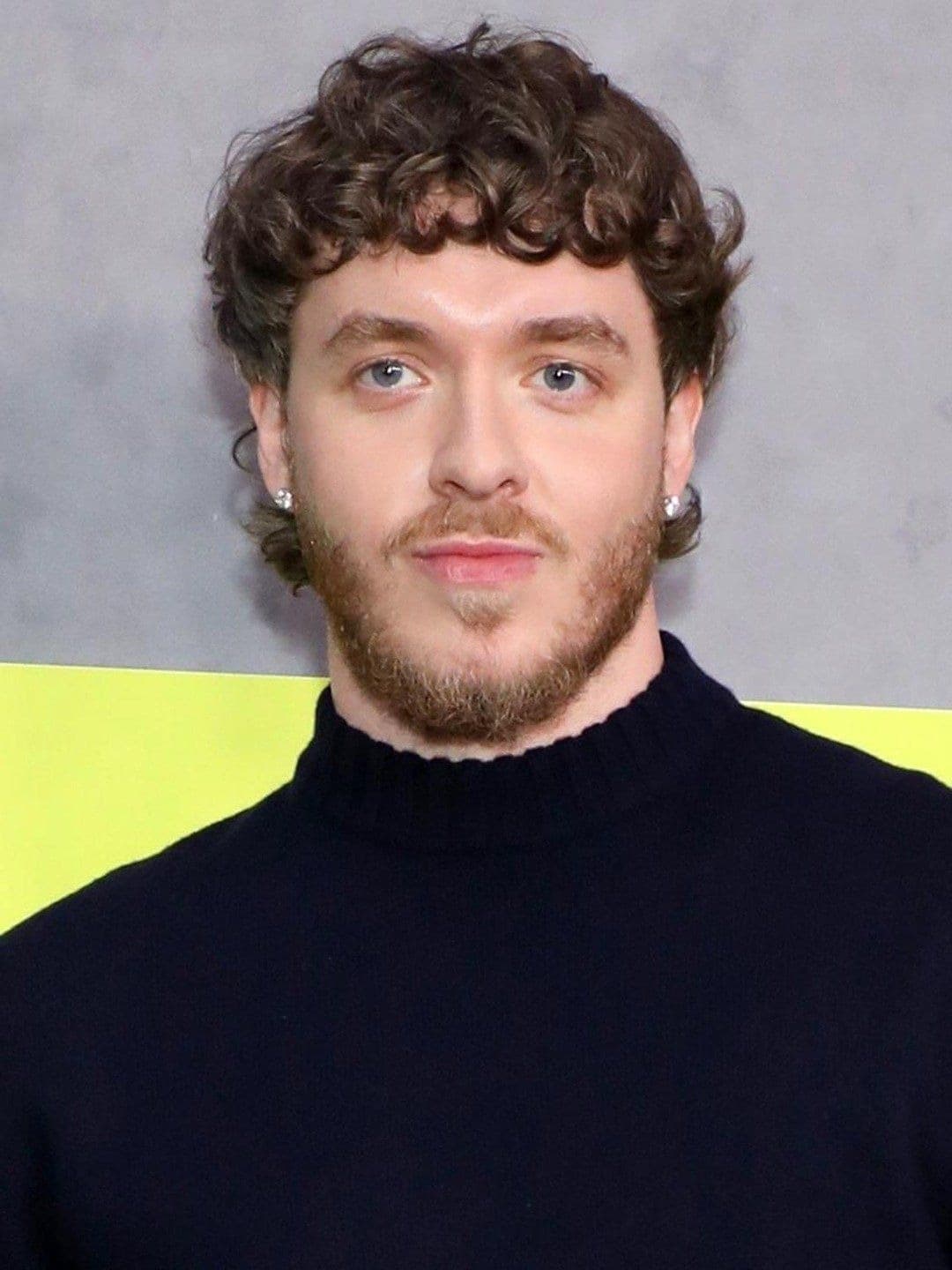 Foto de frente de Jack Harlow