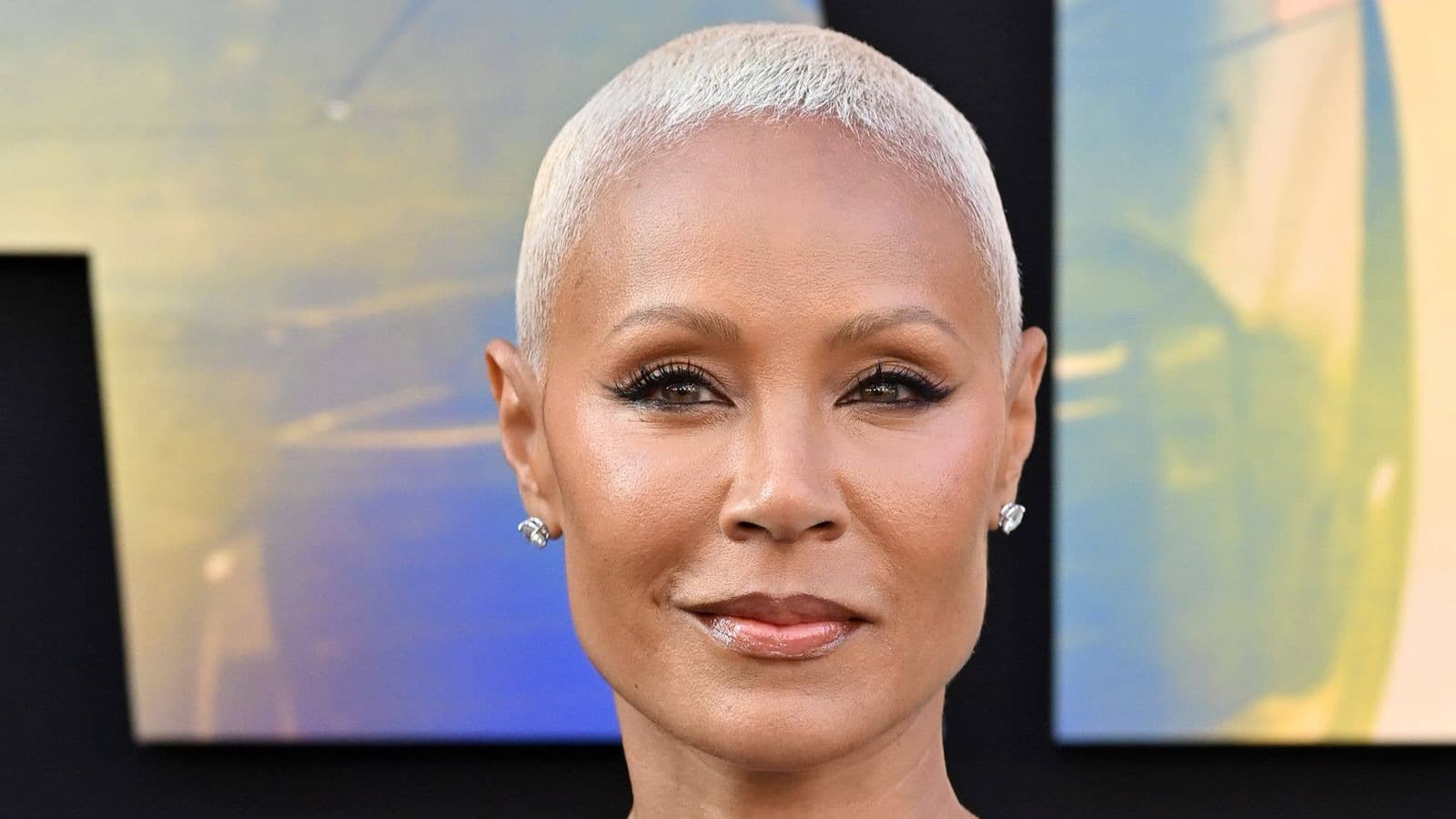 Foto de frente de Jada Pinkett Smith