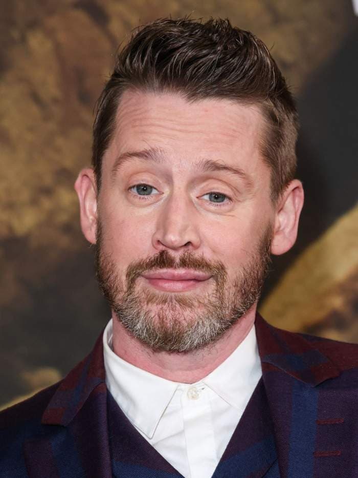 Foto de frente de Macaulay Culkin