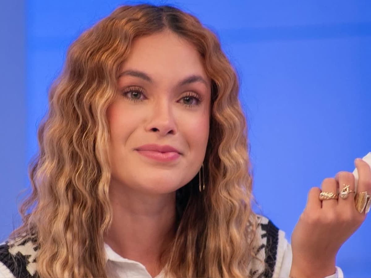 Foto de frente de Sarah Andrade