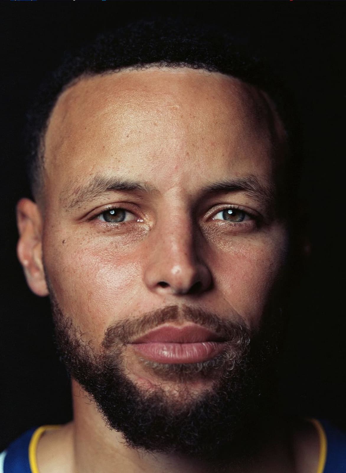 Foto de frente de Stephen Curry